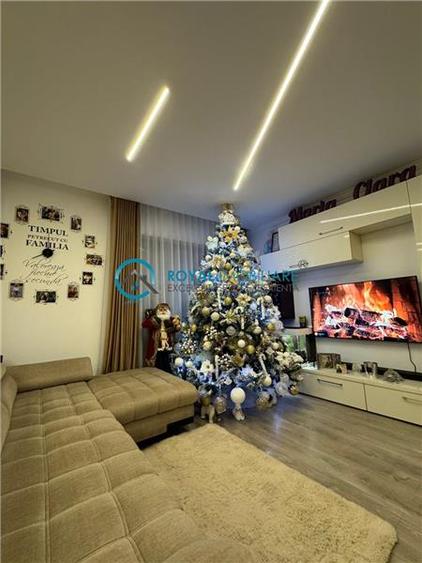 Royal Imobiliare - Vanzare apartament 3 camere zona Albert