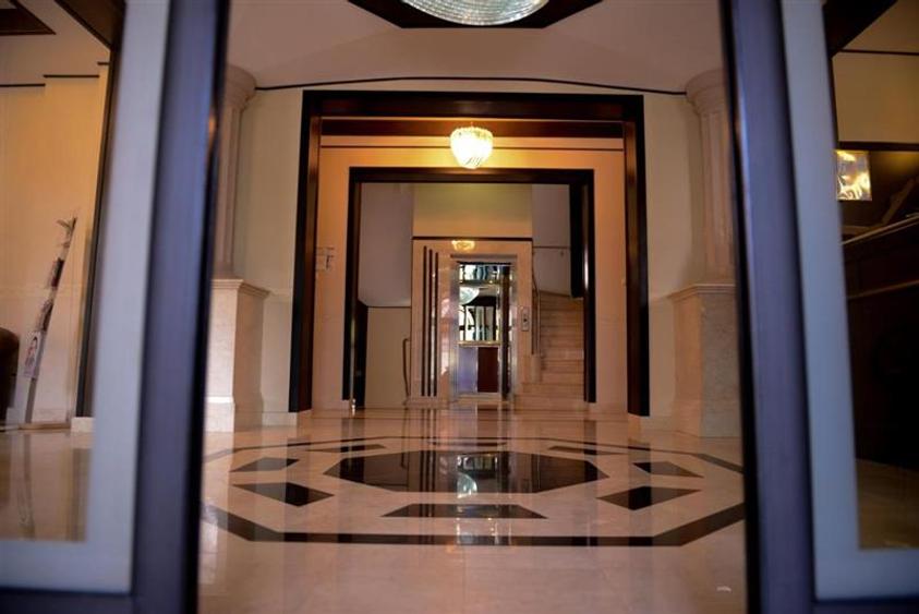 Hotel de vanzare in Predeal potrivit pentru investitie