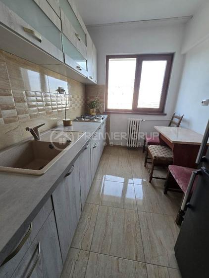 ULTRACENTRAL! Etaj intermediar! Apartament 3 camere 60mp, Palas Campus