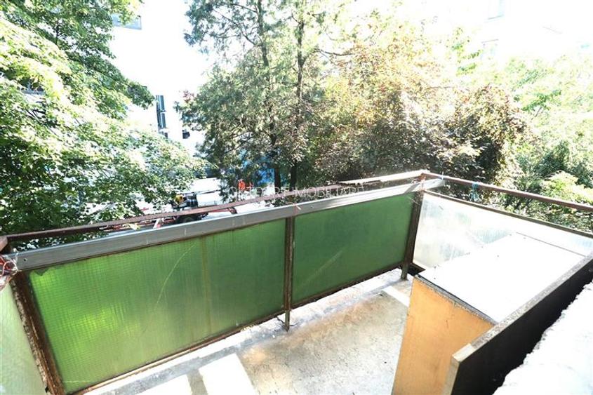 Apartament cu 1 camera , centrala proprie, zona Cetatii - 4