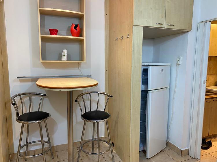 Apartament 1 camera Calea Manastur, zona USAMV, kAUFLAND, decomandat, 42 mp