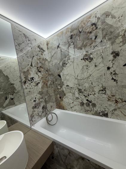 Apartament în Cortina 126,parcare inclusă,terasă 40mp