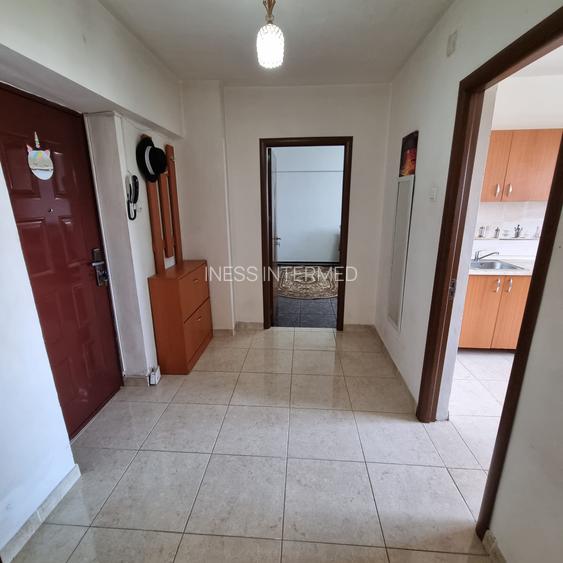 UNIVERSITATE, BLOC 1980, APARTAMENT 2 CAMERE DECOMANDATE, LANGA METROU - 6