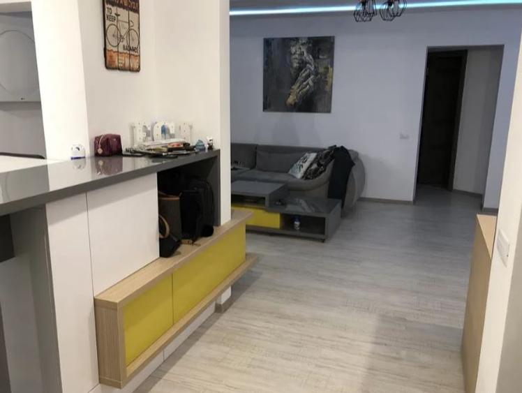 Rond Alba Iulia Muncii,bl.1990,et.5/10,DECOMANDAT,et.5/10,Amenajat,mobilat,Lux