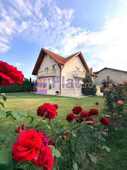 Casă spațioasă și elegantă cu teren  – Sânpetru - 2