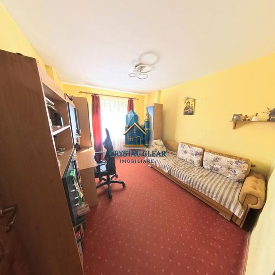 Apartament 3 camere - cartierul Unirii, str. Decebal