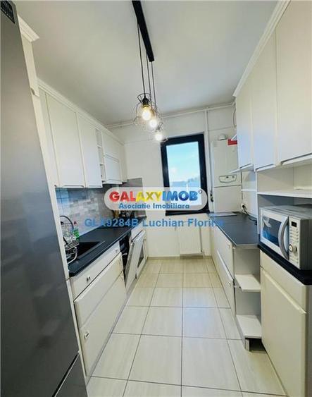 Inchiriere apartament 3 camere, decomandat I 1 Decembrie