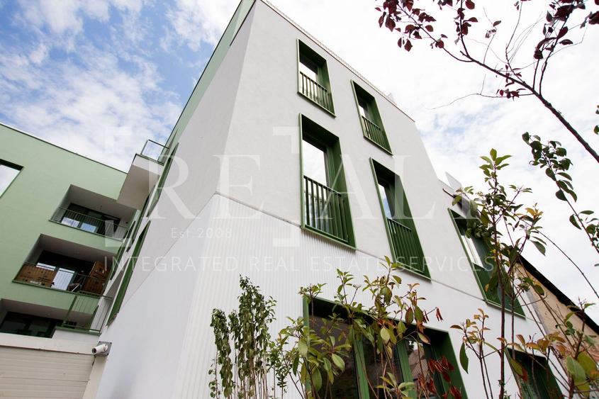 Inchiriere apartament 3 camere | Intrare separata, NOU | The Corner, Eminescu