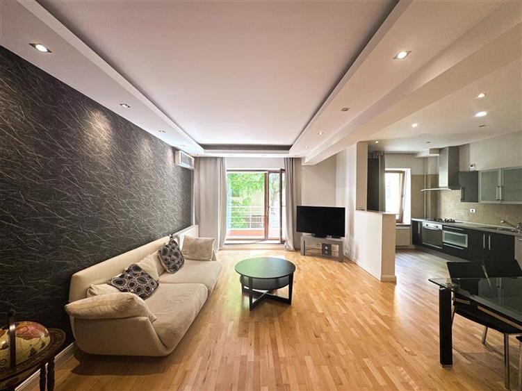 Apartament de inchiriat 3 camere Herastrau