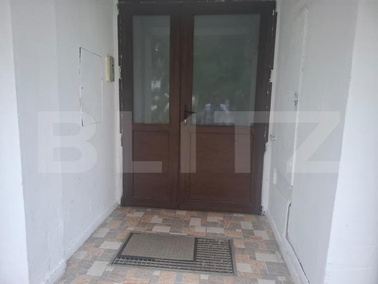 Apartament 3 camere, 65 mp, zona Găești