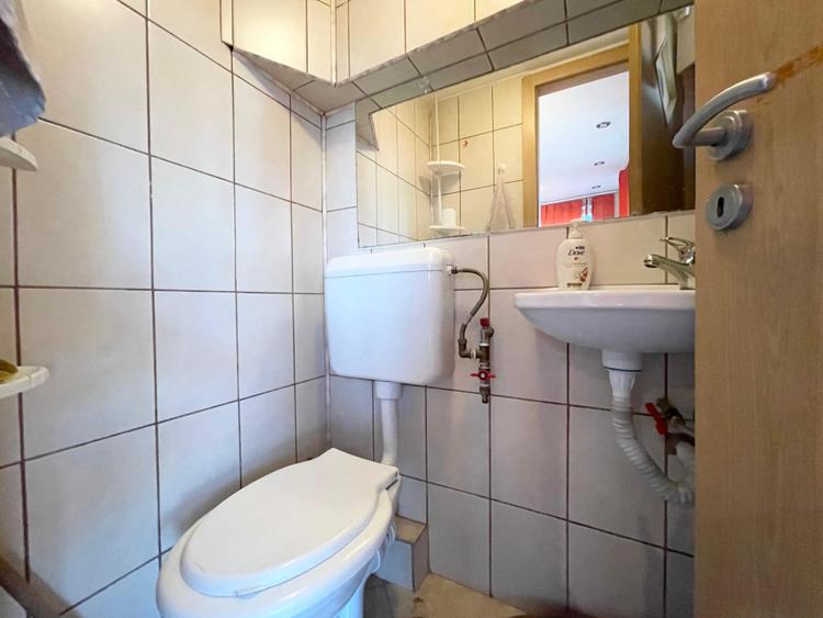 Apartament 4 camere, 79 mp utili - zona Buziasului