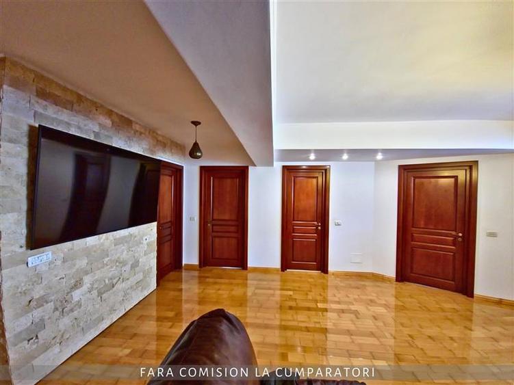 APARTAMENT DE 3 CAMERE, 107 MP - LA 3 MINUTE DE CENTRU