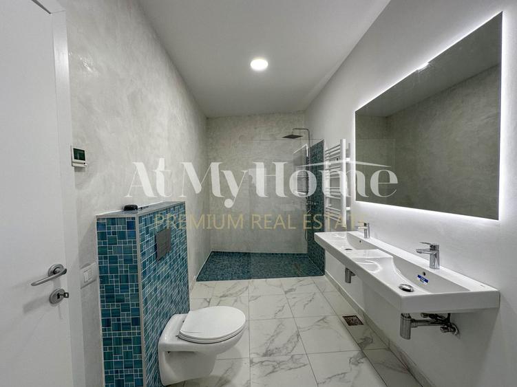 Duplex penthouse spatios si luminos cu 4 camere, nemobilat LUX, parcare, terasa