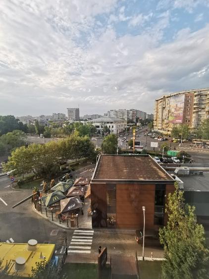 Particular la 2 minute de metrou Dristor