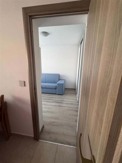 Garsoniera decomandata, mobilata si utilata. Zona Sanpetru