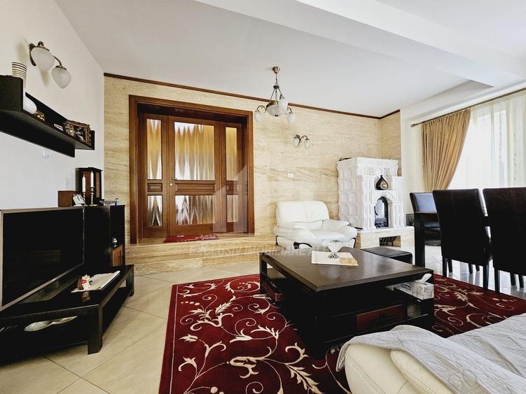 Casa individuala | Pensiune | 550 mp | 1100 mp teren | Cetate