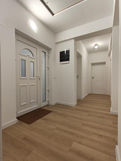 FARA COMISIOANE casa eleganta 3 camere 2 bai PARTER+pod camera tehnica la cheie