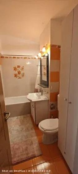 Apartament cu 4 camere, DECOMANDAT, zona Nicolina - Pizza Nico