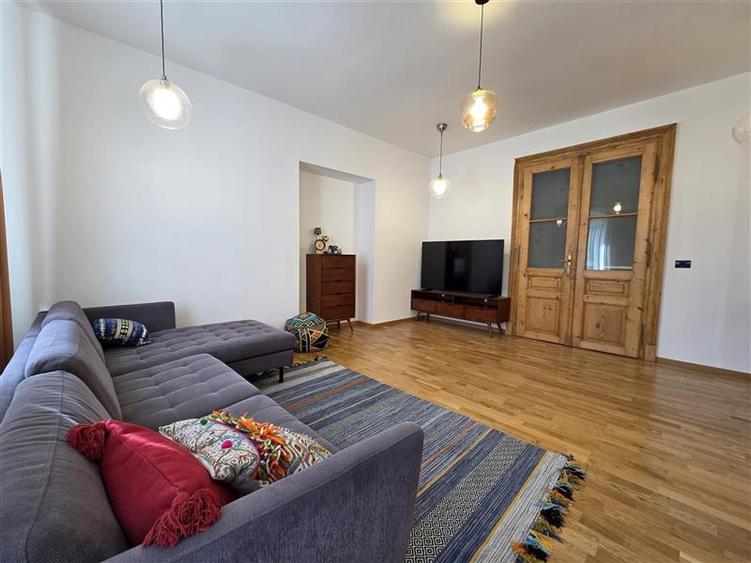 Apartament deosebit la casa str. De Mijloc
