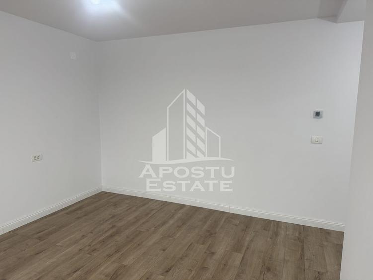 Duplex despărțit prin garaj și camera tehnică în Giarmata