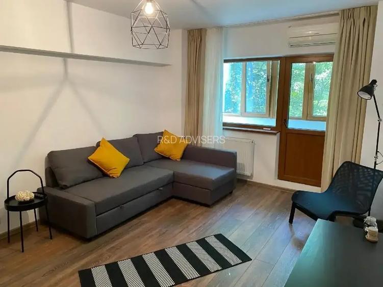PANDURI, IONITA CEGAN, RENOVAT, ETAJ 2/8, BLOC 1988 - 2