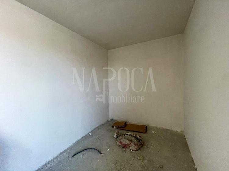 Casa 4 camere de vanzare in Floresti