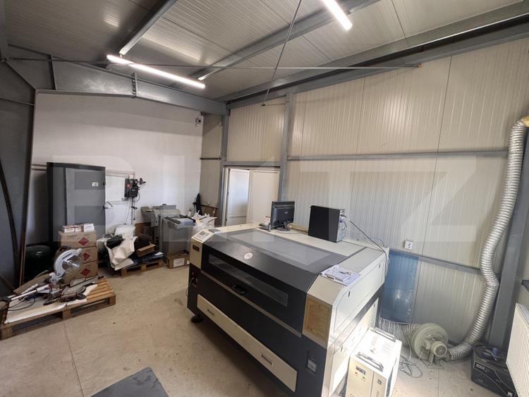 Hală industrială 390.17mp, teren 2.045 mp, afacere tipografie la cheie