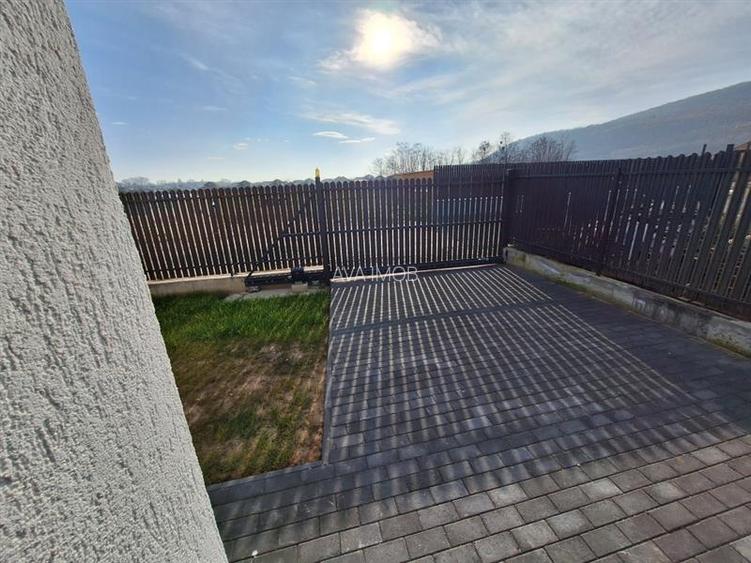 Casa parter, 72 mp, teren 270 mp, 3 camere, zona Hemeius - 22