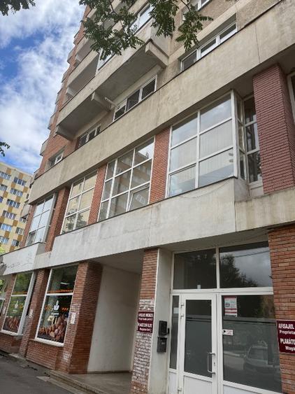 DE VÂNZARE – SPAȚIU COMERCIAL ȘI DE BIROURI, 722 MP, ZONA CENTRALĂ,