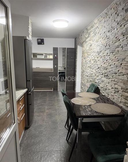 Inchiriere apartament cu 2 camere decomandat- Nicolina - 5