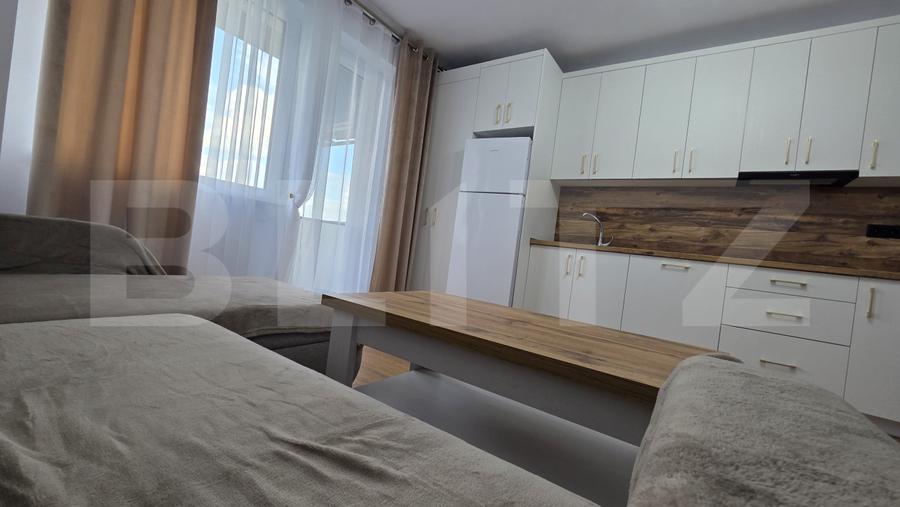 Apartament cu 3 camere, 65 mp, 2 băi și balcon, prima închiriere, zona Ampoi 3