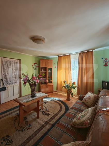 Casa 2 camere, 83 mp, 650 mp teren, in Moldovenesti