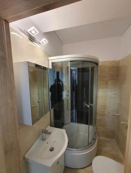 Apartament 3 camere | 72 mp | Decomandat | 2 băi | Balcon închis | Etaj 2/4