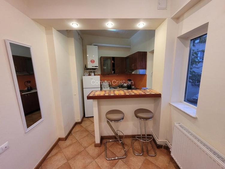 &Icirc;nchiriez apartament 2 camere, [zona parc Cismigiu, hotel Veneția] - 13
