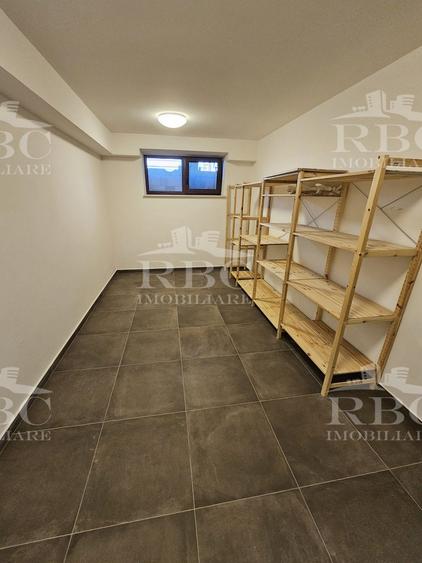 Duplex 5 camere cu 2 parcari in Europa