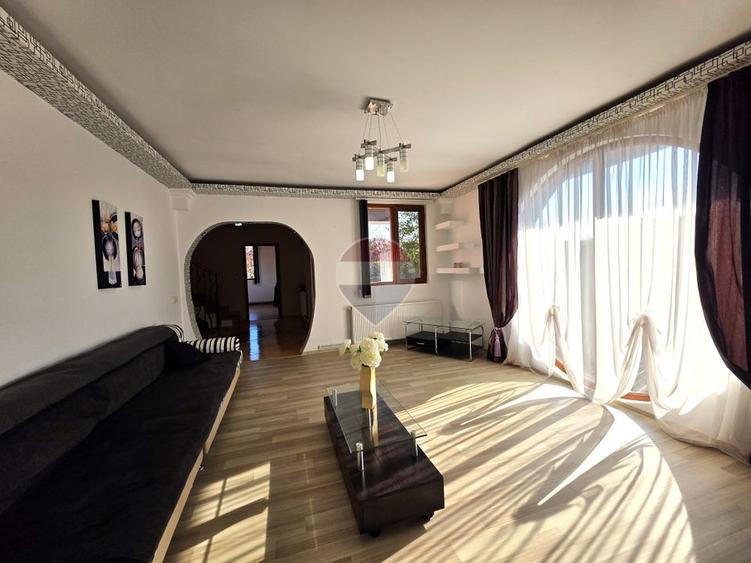 Vilă de vânzare Cândești, Buzău | panouri solare 950 mp teren