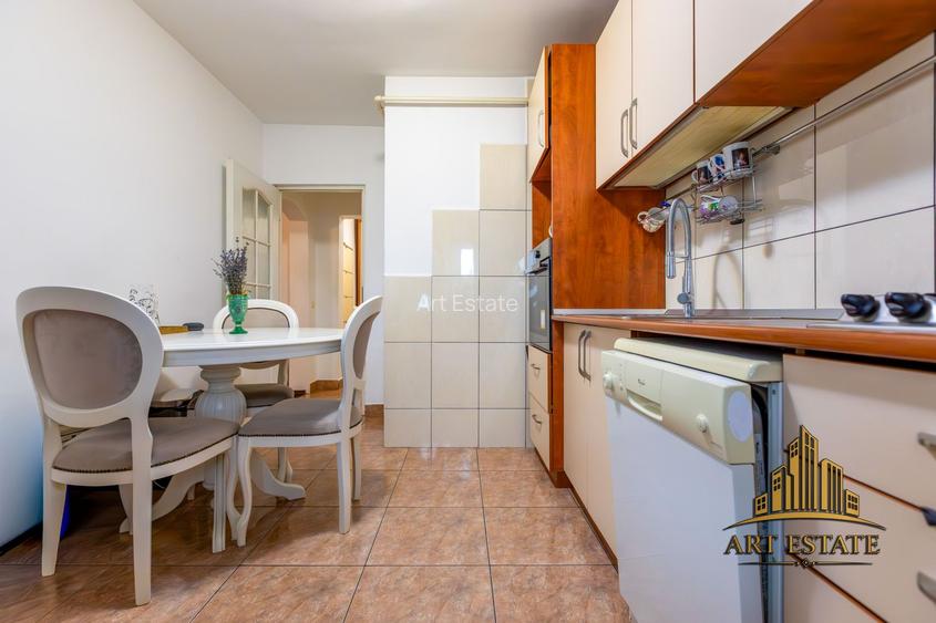 🏢 Apartament 3 camere de vânzare – Bulevardul Alexandru cel Bun