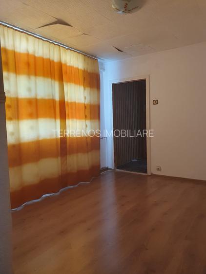 Apartament 2 camere Bulevard/Scoala 7 , etaj 4 cu hidroizolatie - 5