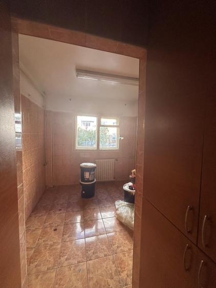 3 Camere Decomandat | 2 Băi | 3 Debarale | Petre Ispirescu | Etaj 1