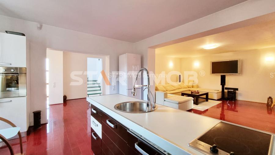 Vila mobilata ultracentral Brasov - 28