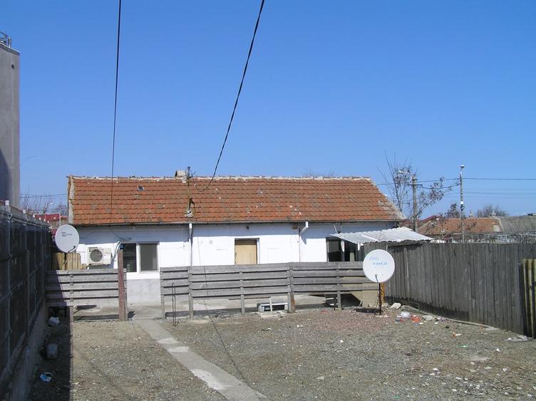 Teren de vanzare cu deschidere la I.C. Bratianu