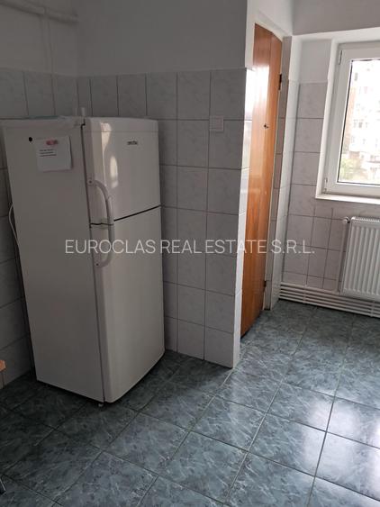 Apartament 2 camere - zona Stadion - 420 euro/luna  (Cod E2) - 7