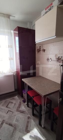 Apartament 3 camere, 50 mp, zona Alexandru cel Bun