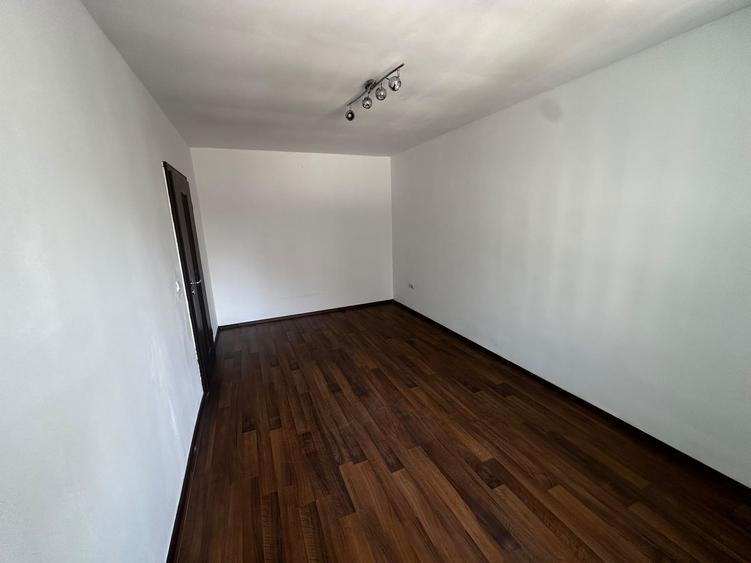 Casa 5 Camere - 125mpu cu Teren de 176mp in Selimbar