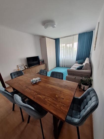 Vand apartament tip PB, 3 camere, in Rogerius, bloc cu acoperis, 58mp