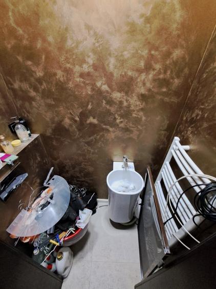 APARTAMENT 5 CAMERE CU SCARA INTERIOARA IN VILA - ANVELOPATA TERMIC ANUL CURENT