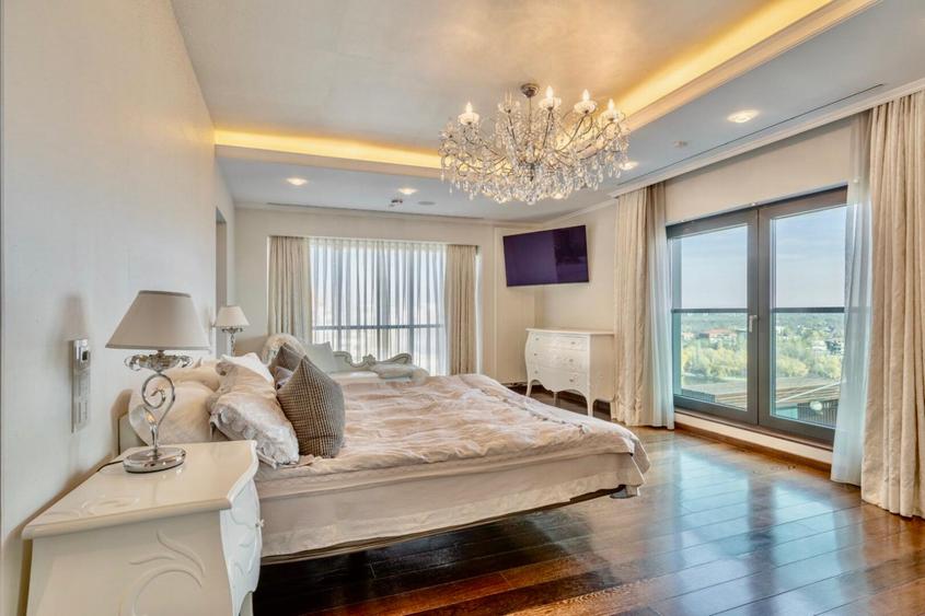 Penthouse tip duplex de vanzare 5 camere zona Floreasca, Bucuresti 474 mp
