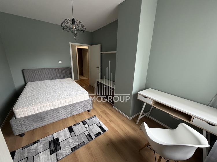 Apartament 3 camere,80 mp, 2 bai, balcon, parcare RIviera, langa Iulius Mall.