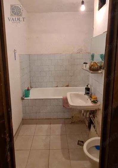 Apartament 3 camere-Decomandat-Bulevardul Lacul Tei