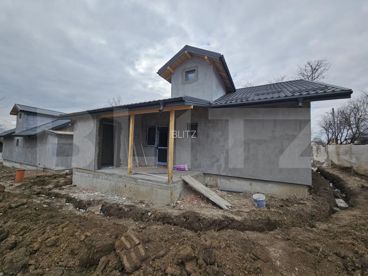 Casa frumoasa cu 3 camere in Ciurbesti - 2